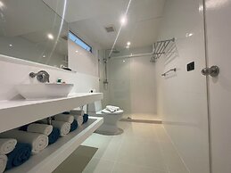 Sunset Plaza Condominium