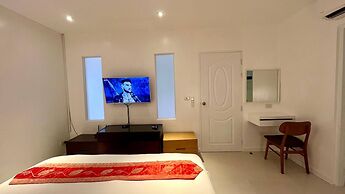 Sunset Plaza Condominium