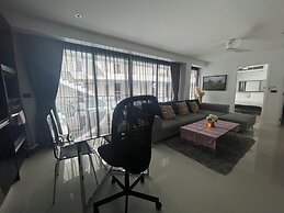 Sunset Plaza Condominium