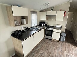 Golden Gate Holiday Centre - Holiday Accommodation 22147