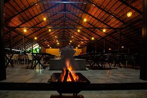 Golden Leaf Resort