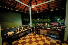 Golden Leaf Resort