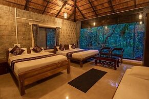 Golden Leaf Resort
