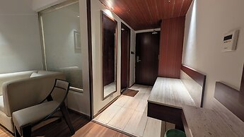 High Rise Suites