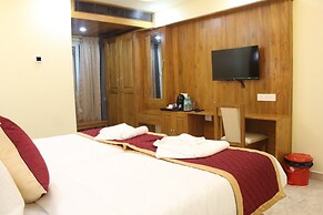 Le Kumar Residency