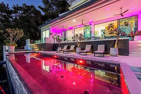 SOMA 4 Bedrooms SEAVIEW Pool Villa