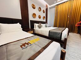 Hotel Mumbai House - Pithampur