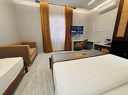 Hotel Mumbai House - Pithampur