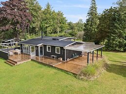 4 Star Holiday Home in Hojslev