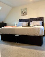 4 Bedroom Private Townhouse