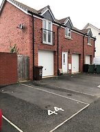 Entire Two Bedroom Detached Coach House