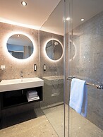 4K Hotel