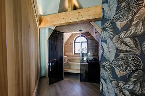 4K Hotel