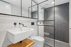 Stylish & Spotless 2-bed Apartment in St Kilda
