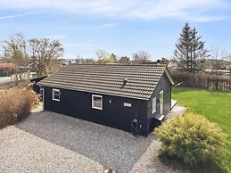 5 Star Holiday Home in Borkop