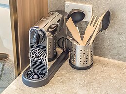 Superhost Spacious 1BR Arjan