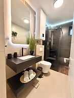 Lunamare Apartments