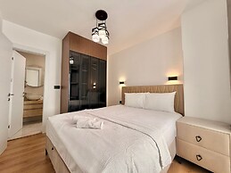 Lunamare Apartments