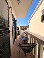 Lunamare Apartments