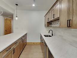 Golden Crest