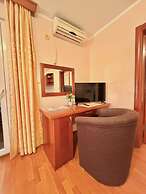 Beachfront Apartments Oaza