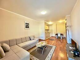 Beachfront Apartments Oaza 2