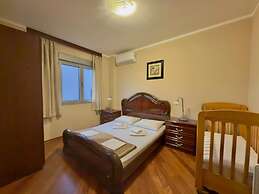 Beachfront Apartments Oaza 2