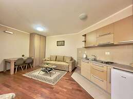 Beachfront Apartments Oaza 2
