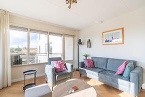 2 Person Island View Apartment