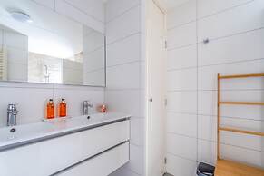 2 Person Island View Apartment