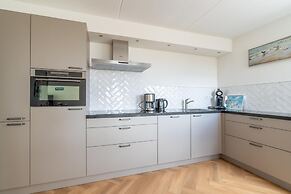 2 Person Island View Apartment