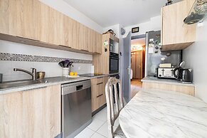 Apt With A/C and Balcony - 1bdr/4p - Cannes/ Beach