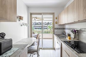 Apt With A/C and Balcony - 1bdr/4p - Cannes/ Beach