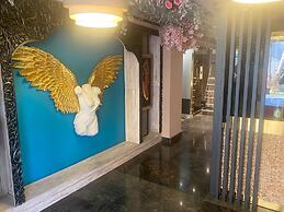 Paradisea club and residences