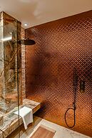 Oceans 8 Villa 6BR