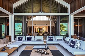 Oceans 8 Villa 6BR