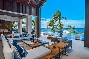 Oceans 8 Villa 6BR