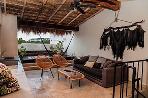 Bajo Cielo - Jungle View Terrace