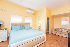 The Breeze St Thomas