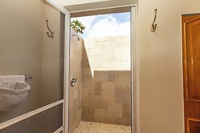 The Breeze St Thomas