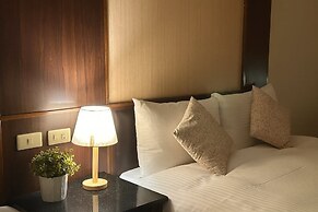 Via Garden Hotel