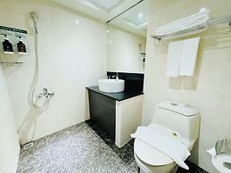 Via Garden Hotel