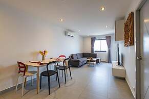 Modern Condo - 1BR T1-401