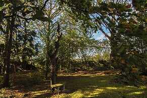Calm Private Annex Ideal to Work, Rest & Explore