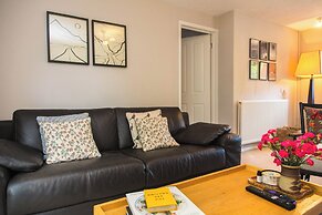 Calm Private Annex Ideal to Work, Rest & Explore