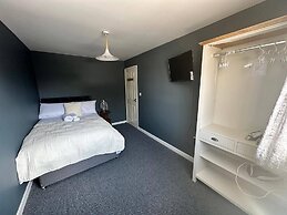 3 Bed Entire House - Runcorn