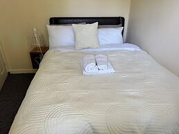 3 Bed Entire House - Runcorn