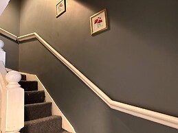 3 Bed Entire House - Runcorn
