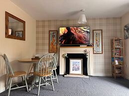 3 Bed Entire House - Runcorn
