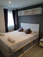 Well-located condo 1-BR T1-NV 203
